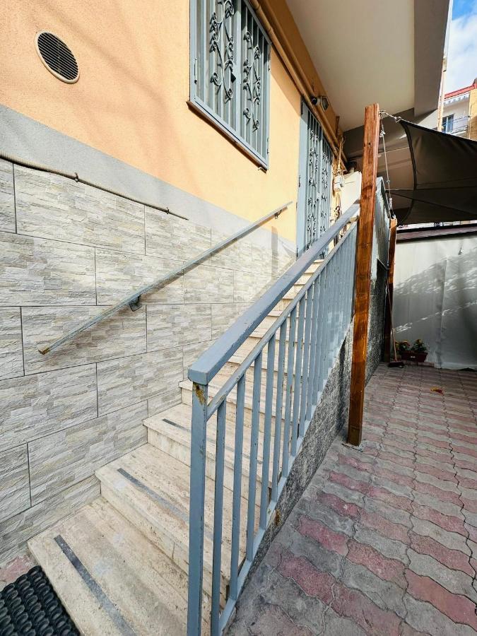 Ferdirisa Vesuvio Home&Garden San Giorgio a Cremano Exterior photo